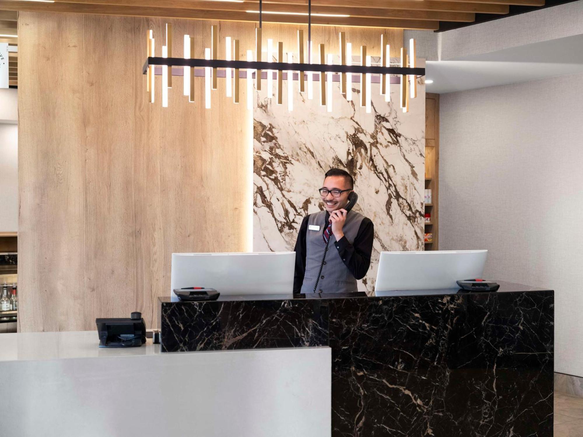 Hyatt Place Kansas City/Overland Park/Metcalf Экстерьер фото